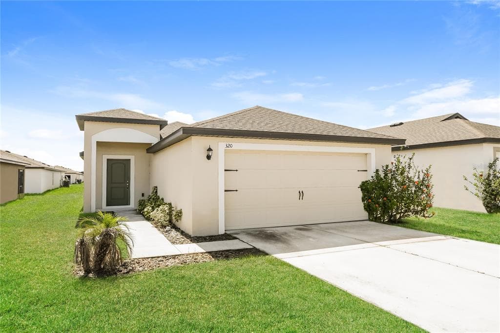 320 KENSINGTON VIEW DRIVE WINTER HAVEN, FL 33880