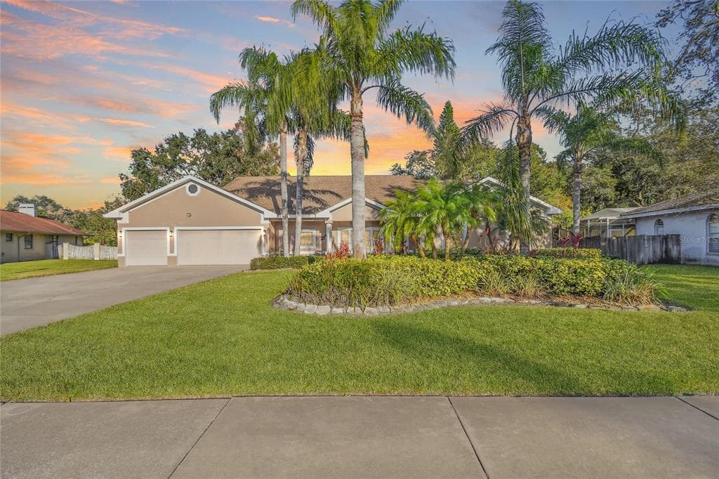 1061 WEATHERSFIELD DRIVE DUNEDIN, FL 34698