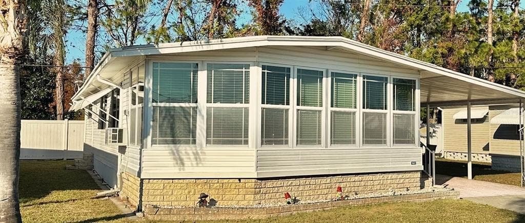2000 E BAY DRIVE UNIT 161 LARGO, FL 33771