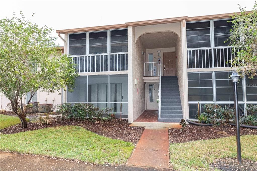 12119 SUNNY GLEN LANE UNIT F1 HUDSON, FL 34669