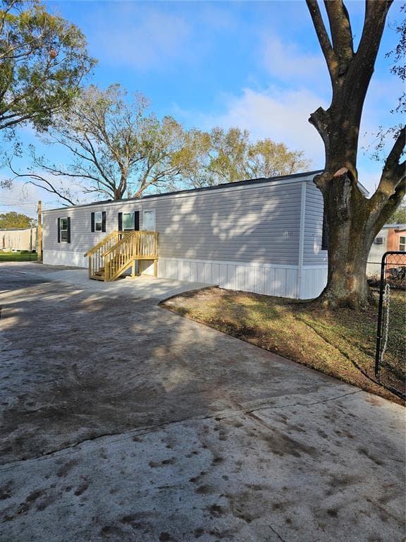 1027 SNOWDOWN E LAKELAND, FL 33815