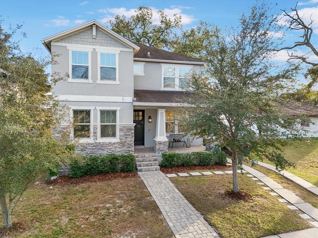 404 W HANNA AVENUE TAMPA, FL 33604