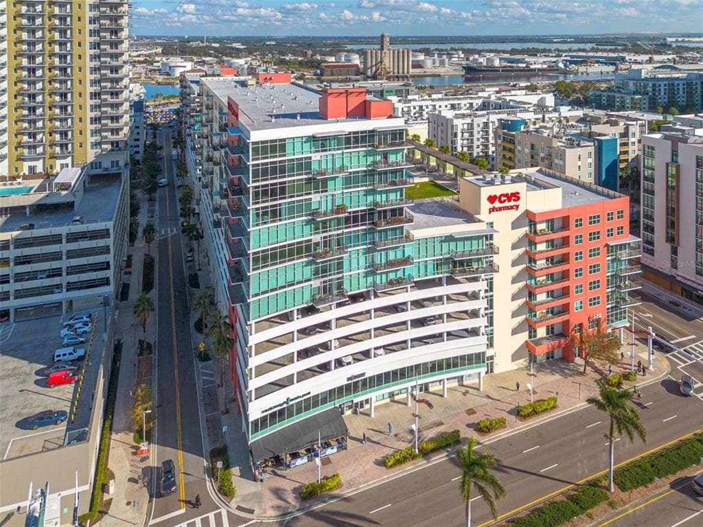 1120 E KENNEDY BOULEVARD UNIT 1221 TAMPA, FL 33602