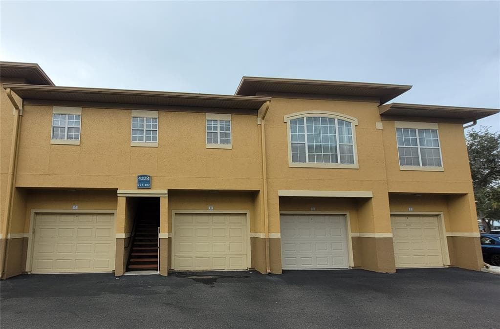4334 BAYSIDE VILLAGE DRIVE UNIT 201 TAMPA, FL 33615