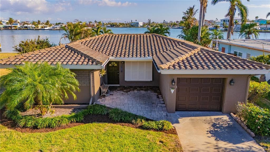 16323 REDINGTON DRIVE REDINGTON BEACH, FL 33708