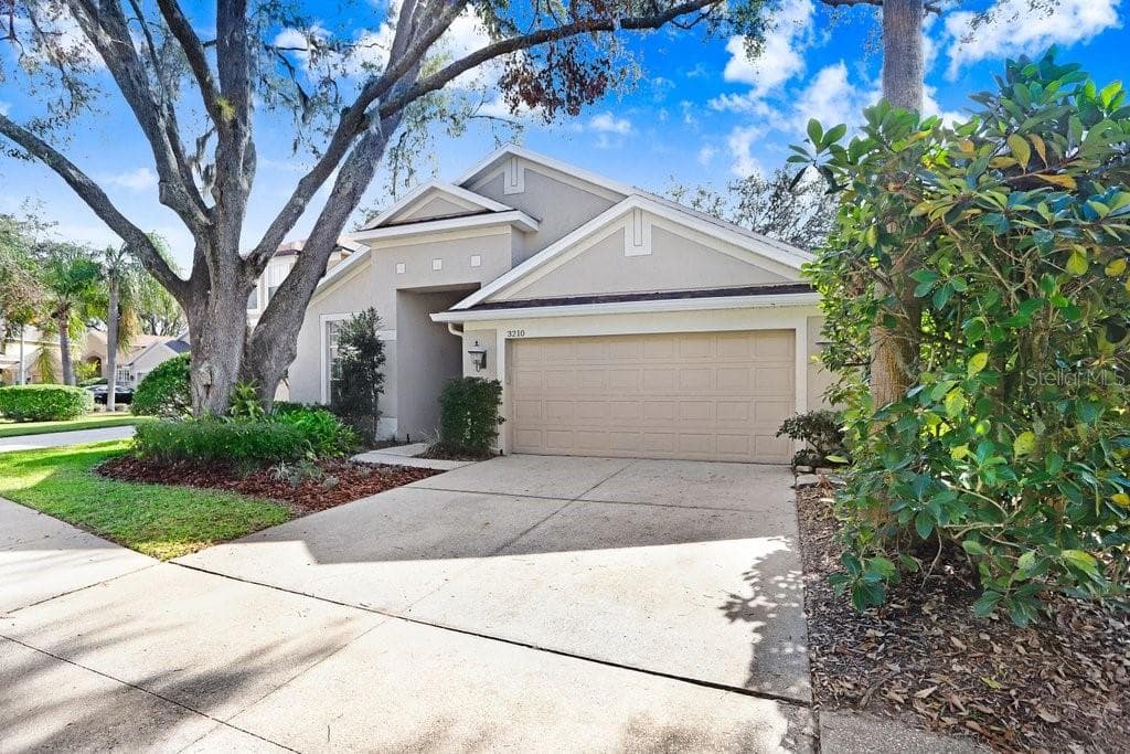 3210 STONEBRIDGE TRAIL VALRICO, FL 33596