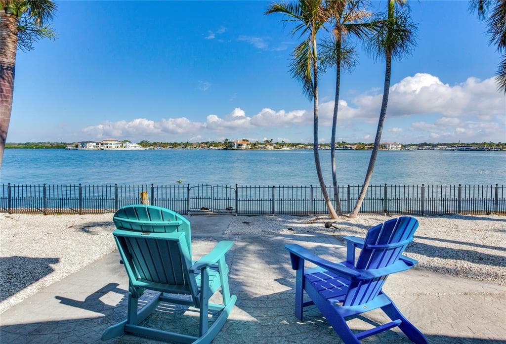 16101 6TH STREET E REDINGTON BEACH, FL 33708