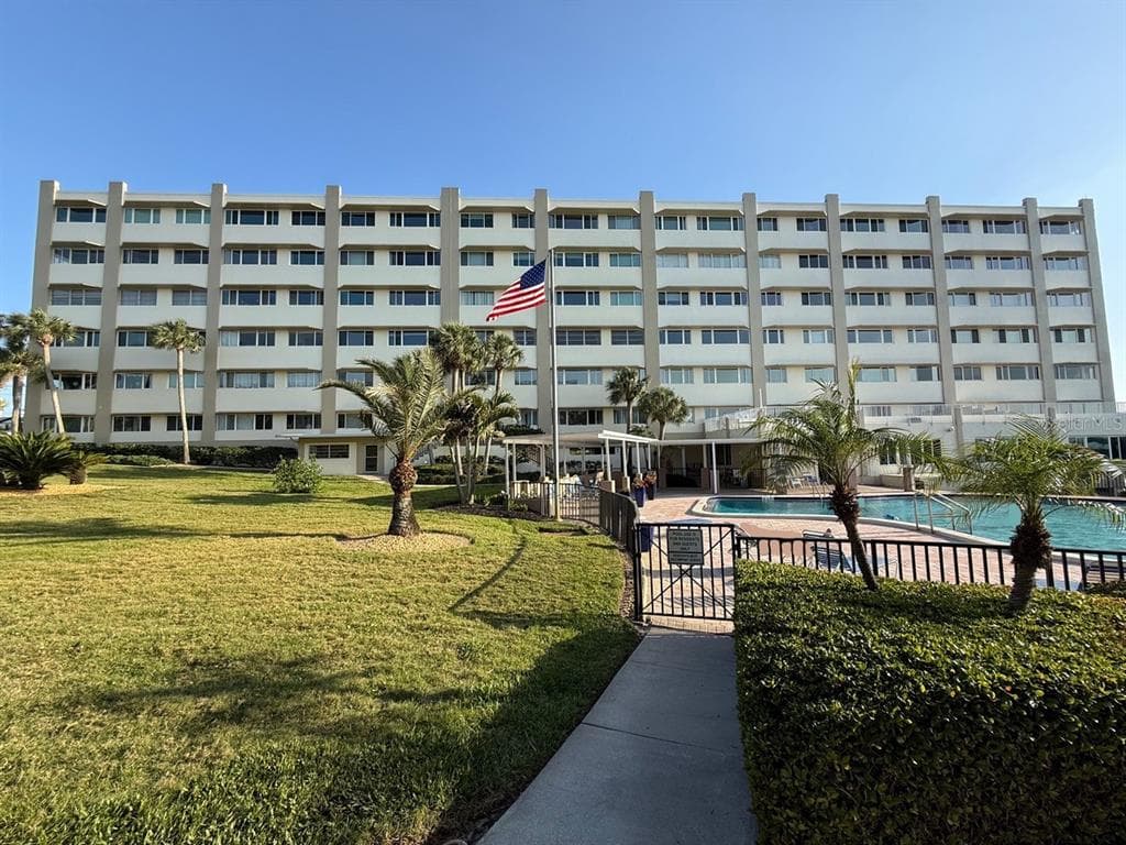 100 BLUFF VIEW DRIVE UNIT 415A BELLEAIR BLUFFS, FL 33770