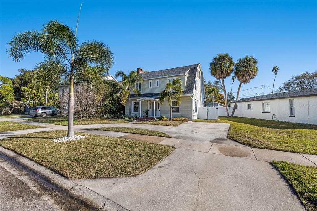 3953 ARKANSAS AVE NE ST PETERSBURG, FL 33703