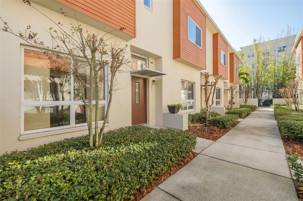 843 3RD AVENUE N ST PETERSBURG, FL 33701