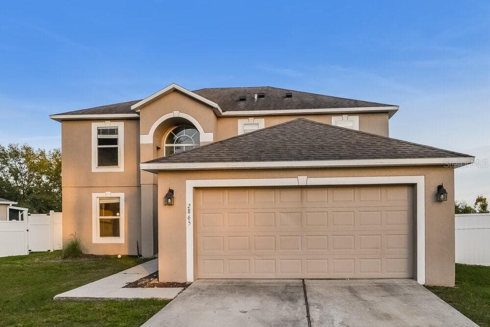 2865 WHITE MAGNOLIA LOOP CLERMONT, FL 34711