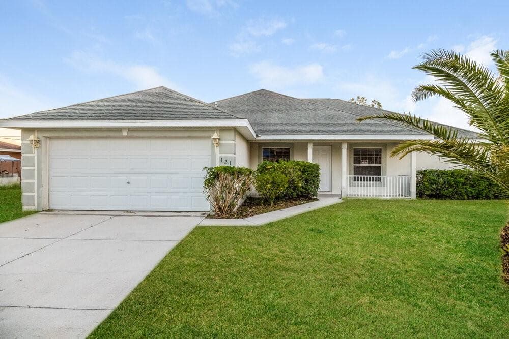 121 RIVIERA STREET LEHIGH ACRES, FL 33936