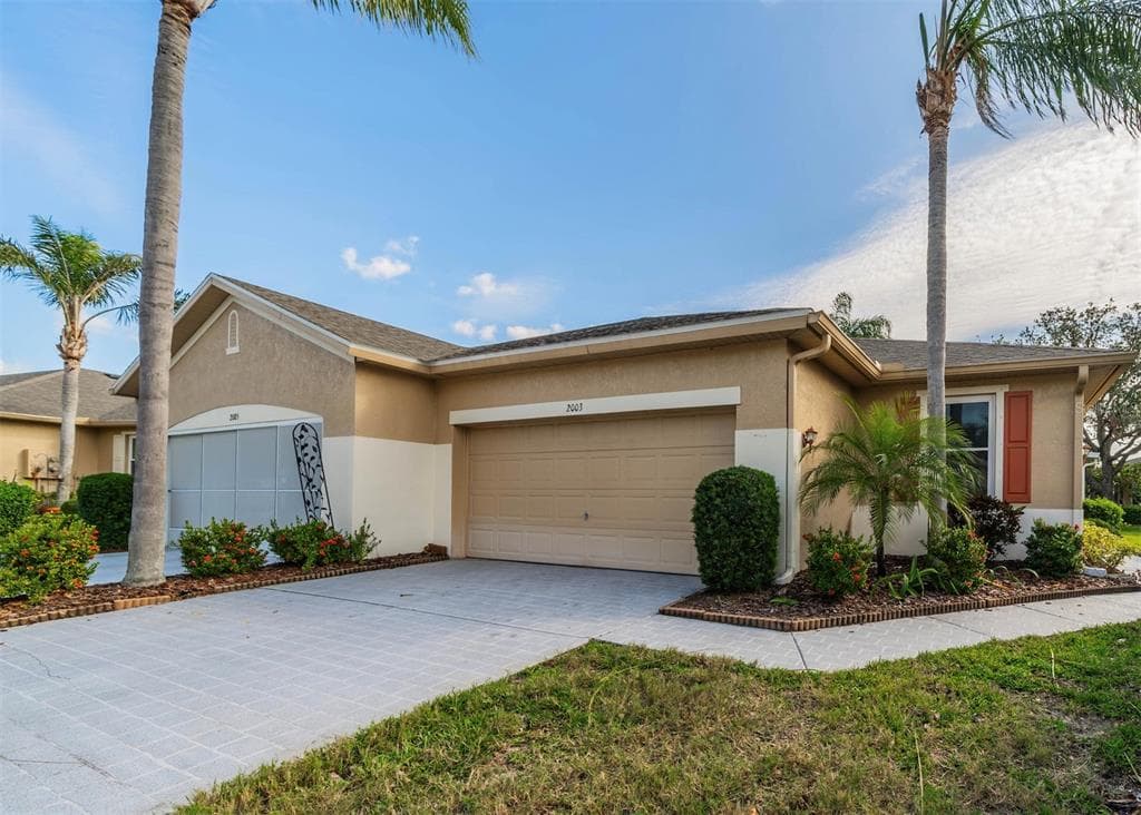 2003 ACADIA GREENS DRIVE SUN CITY CENTER, FL 33573