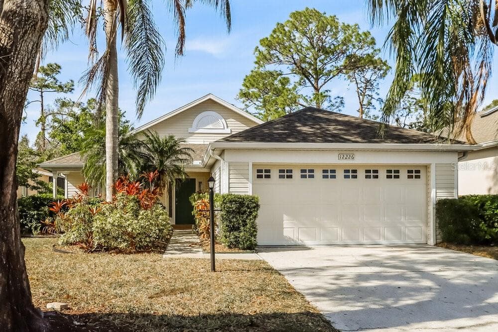 12226 HOLLYBUSH TERRACE LAKEWOOD RANCH, FL 34202