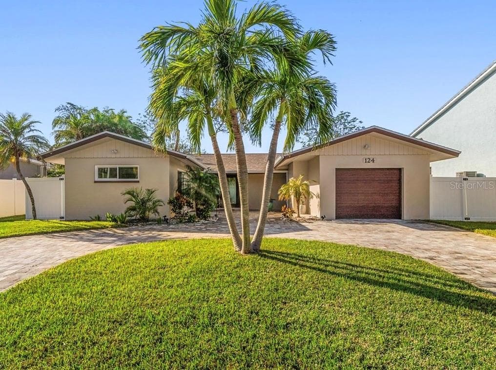 124 1ST STREET W ST PETERSBURG, FL 33715