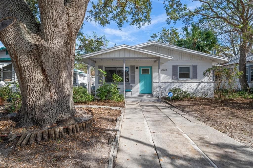 3038 CLINTON STREET S GULFPORT, FL 33707