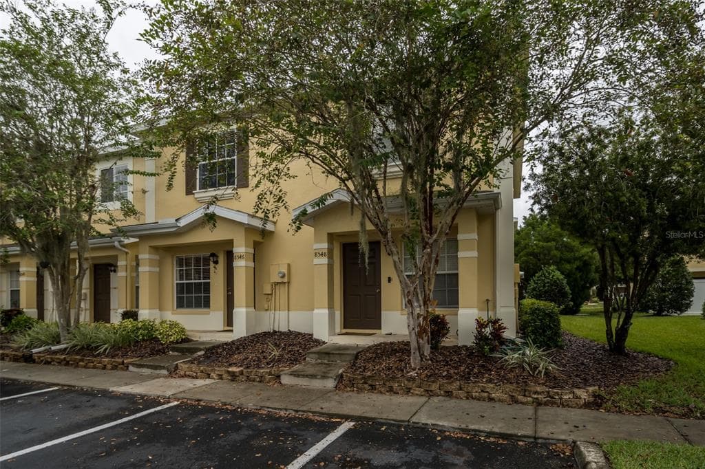 8546 BRUSHLEAF WAY TAMPA, FL 33647