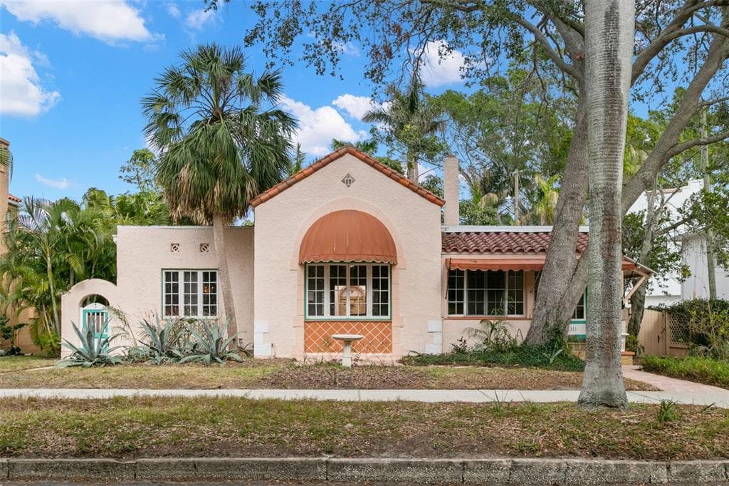 2311 BREVARD ROAD NE ST PETERSBURG, FL 33704