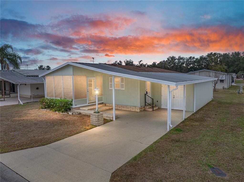 3907 WILLIAM HUME DRIVE ZEPHYRHILLS, FL 33541