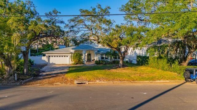 4819 W SUNSET BOULEVARD TAMPA, FL 33629