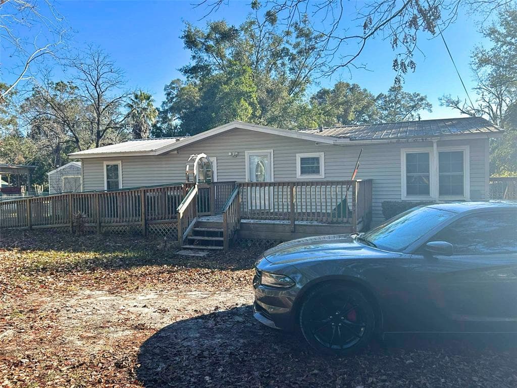 18247 NW 238TH STREET HIGH SPRINGS, FL 32643