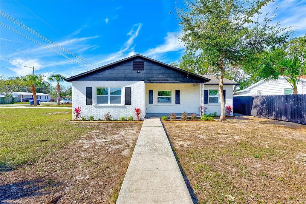 3704 N 55TH STREET TAMPA, FL 33619