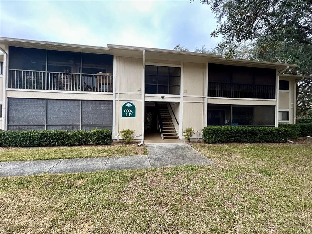 6006 LAKETREE LANE UNIT N TEMPLE TERRACE, FL 33617