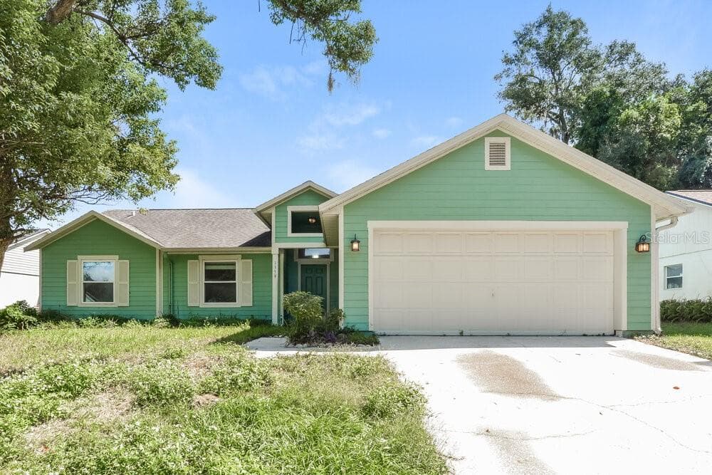 1359 RAVIDA WOODS DRIVE APOPKA, FL 32703