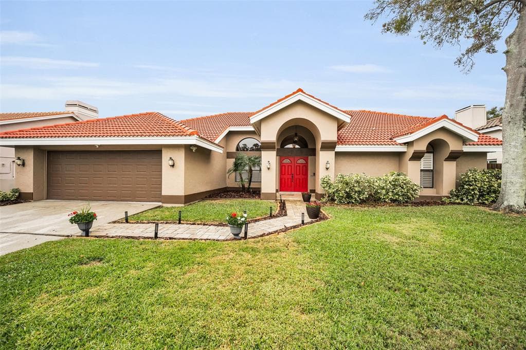 161 WOODCREEK DRIVE N SAFETY HARBOR, FL 34695