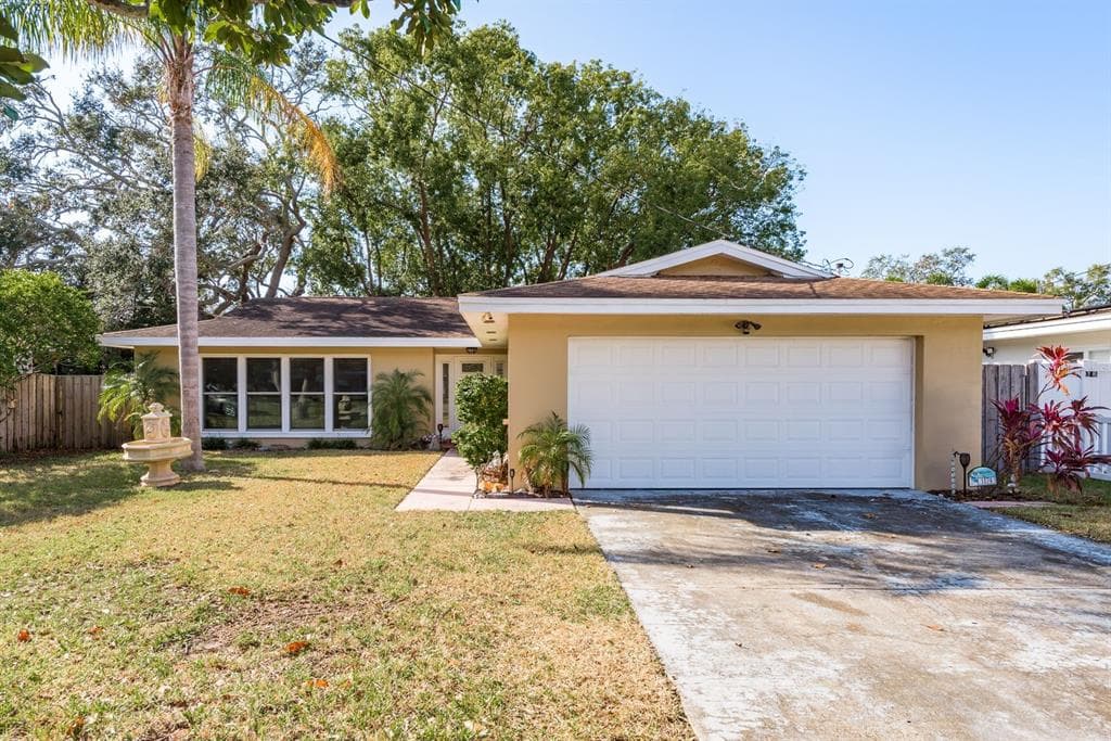1174 KEENE ROAD DUNEDIN, FL 34698