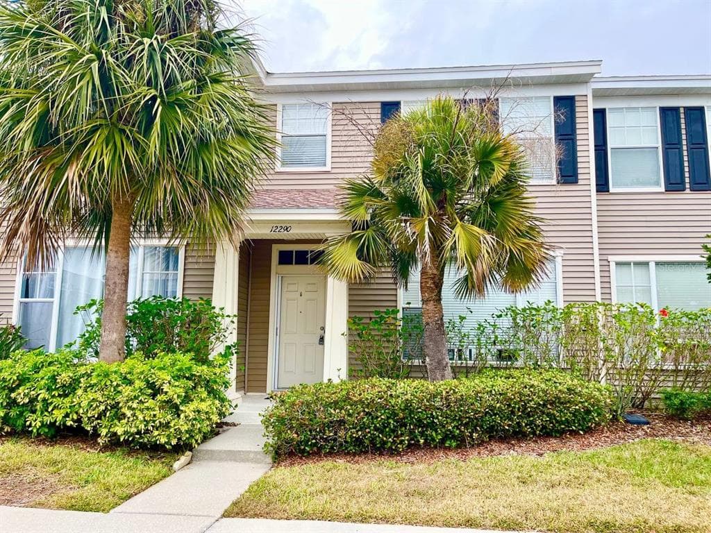12290 COUNTRY WHITE CIRCLE TAMPA, FL 33635