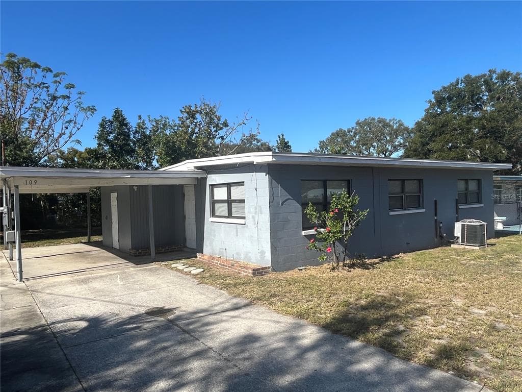 109 BEACH DRIVE WINTER HAVEN, FL 33881