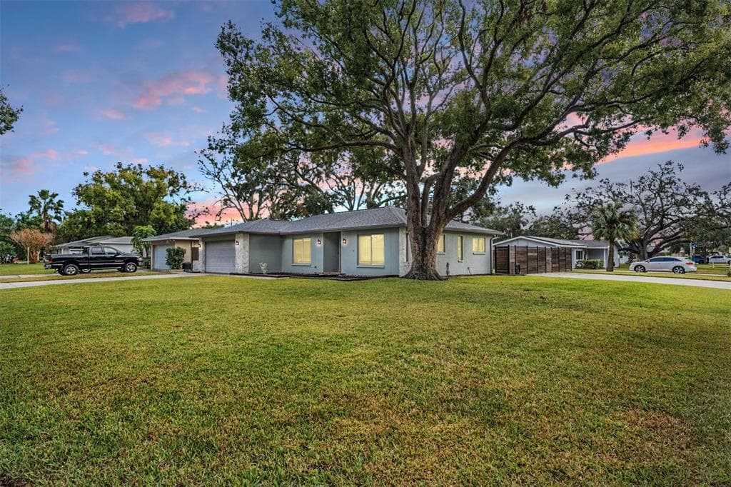 2351 MICHAEL LANE CLEARWATER, FL 33763