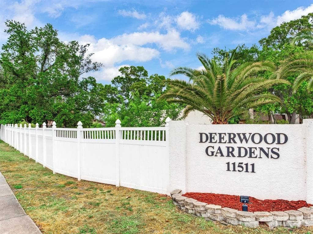 11511 113TH STREET UNIT 33F LARGO, FL 33778