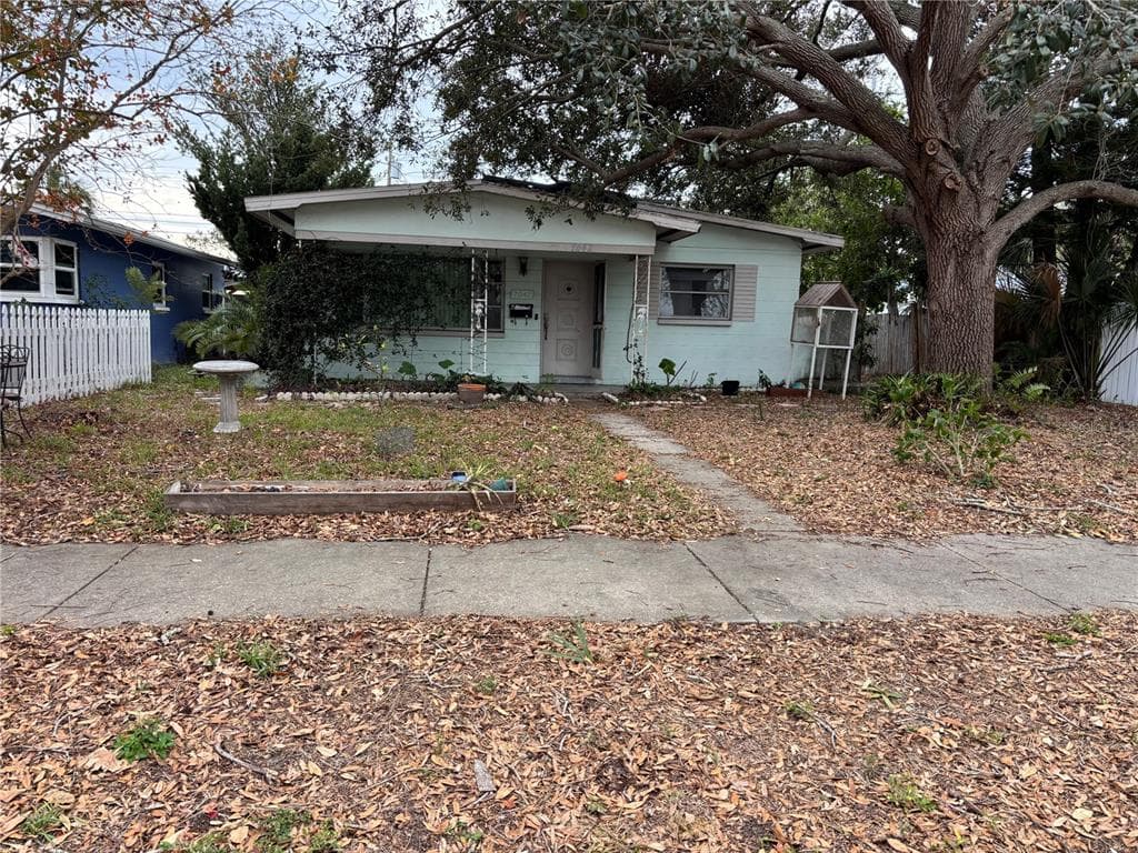 7042 DARTMOUTH AVENUE N ST PETERSBURG, FL 33710