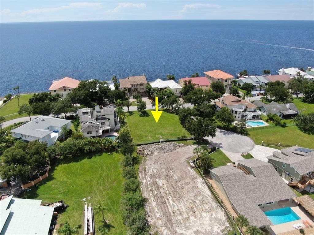 WEST SHORE DRIVE NEW PORT RICHEY, FL 34652