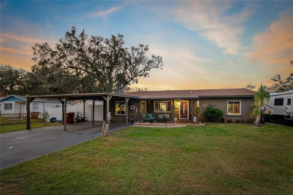 2609 HIGHLAND AVENUE PLANT CITY, FL 33563
