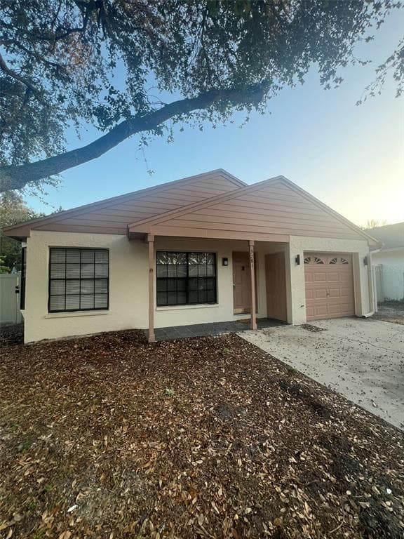 3781 LAKE SHORE DRIVE PALM HARBOR, FL 34684