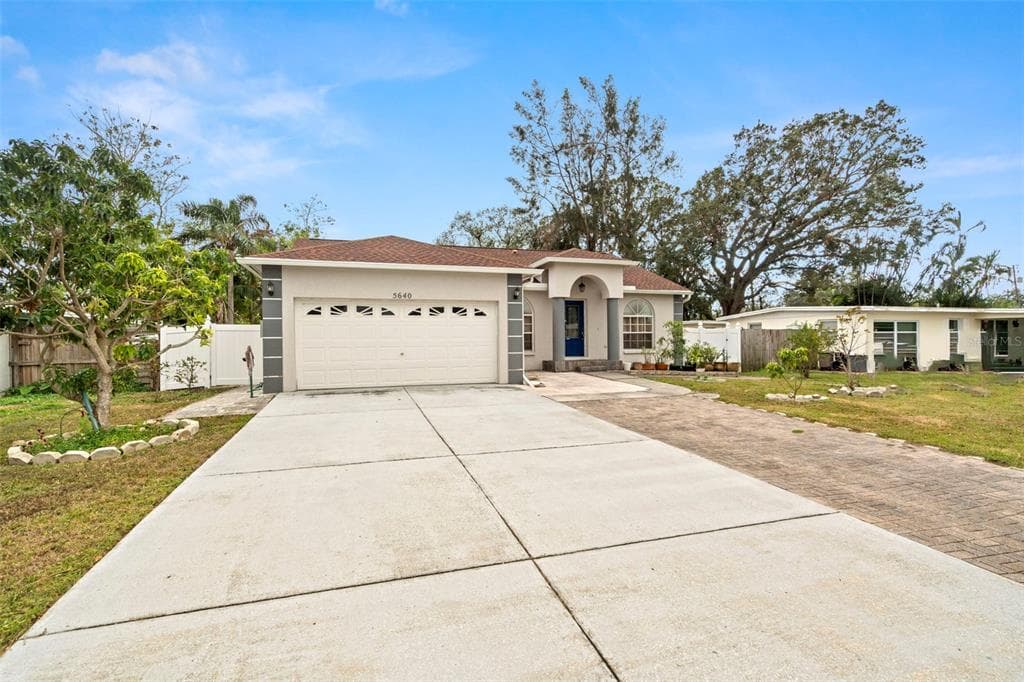 5640 81ST AVENUE N PINELLAS PARK, FL 33781
