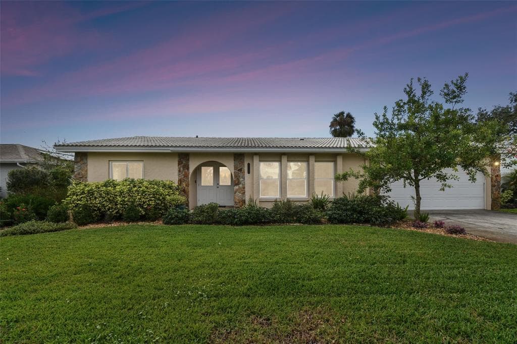 6212 43RD AVENUE N KENNETH CITY, FL 33709
