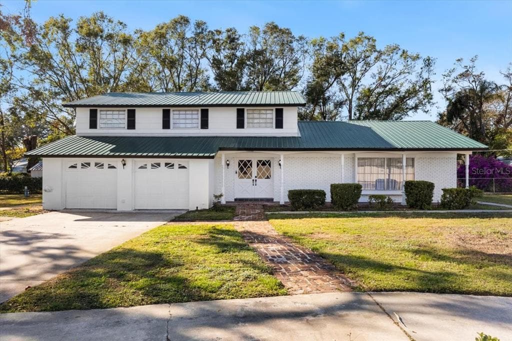 13208 LAKE MAGDALENE BOULEVARD TAMPA, FL 33618