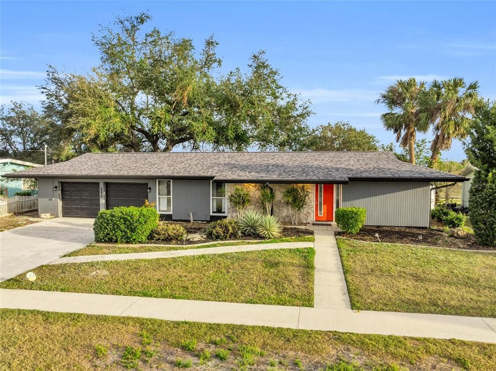 2374 CONWAY BOULEVARD PORT CHARLOTTE, FL 33952
