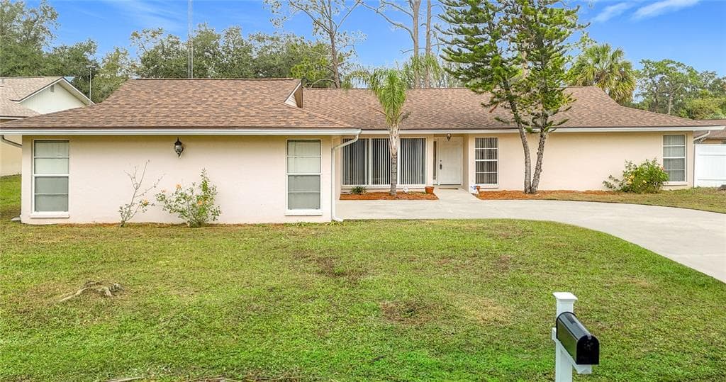 23315 CHARLSTON PLACE LAND O LAKES, FL 34639