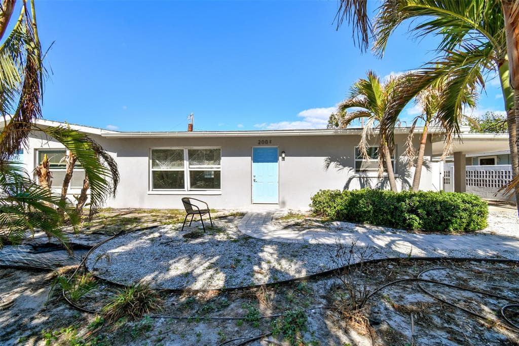 200 140TH AVENUE E MADEIRA BEACH, FL 33708