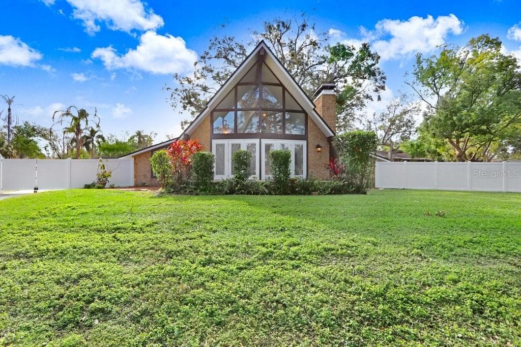 1723 SILVERWOOD DRIVE BRANDON, FL 33510