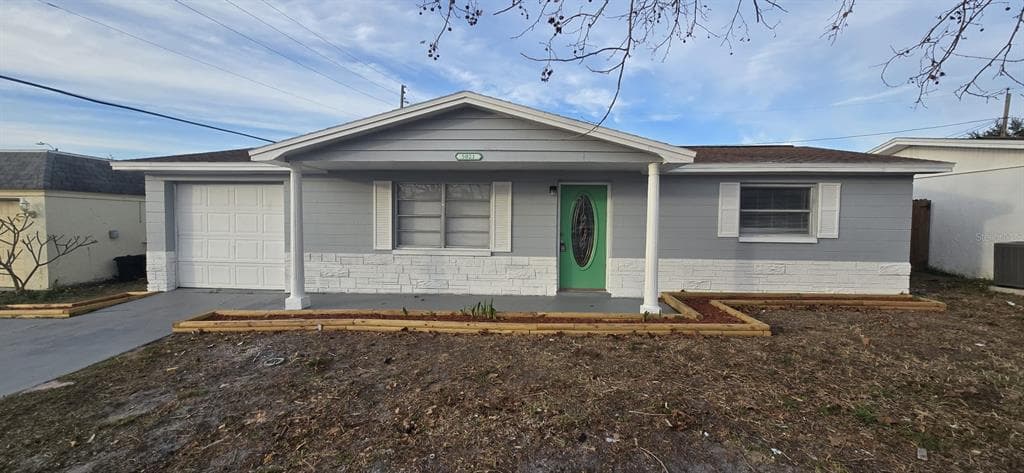 5021 CHET DRIVE NEW PORT RICHEY, FL 34652