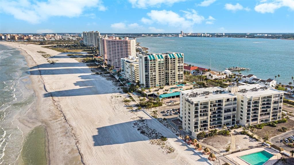 1400 GULF BOULEVARD UNIT 406 CLEARWATER BEACH, FL 33767