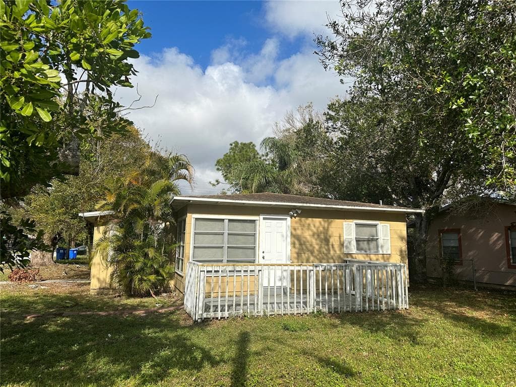 450 47TH STREET S ST PETERSBURG, FL 33711