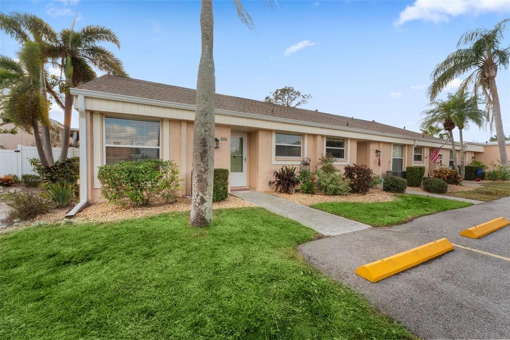 6250 7TH AVENUE W UNIT 6250 BRADENTON, FL 34209