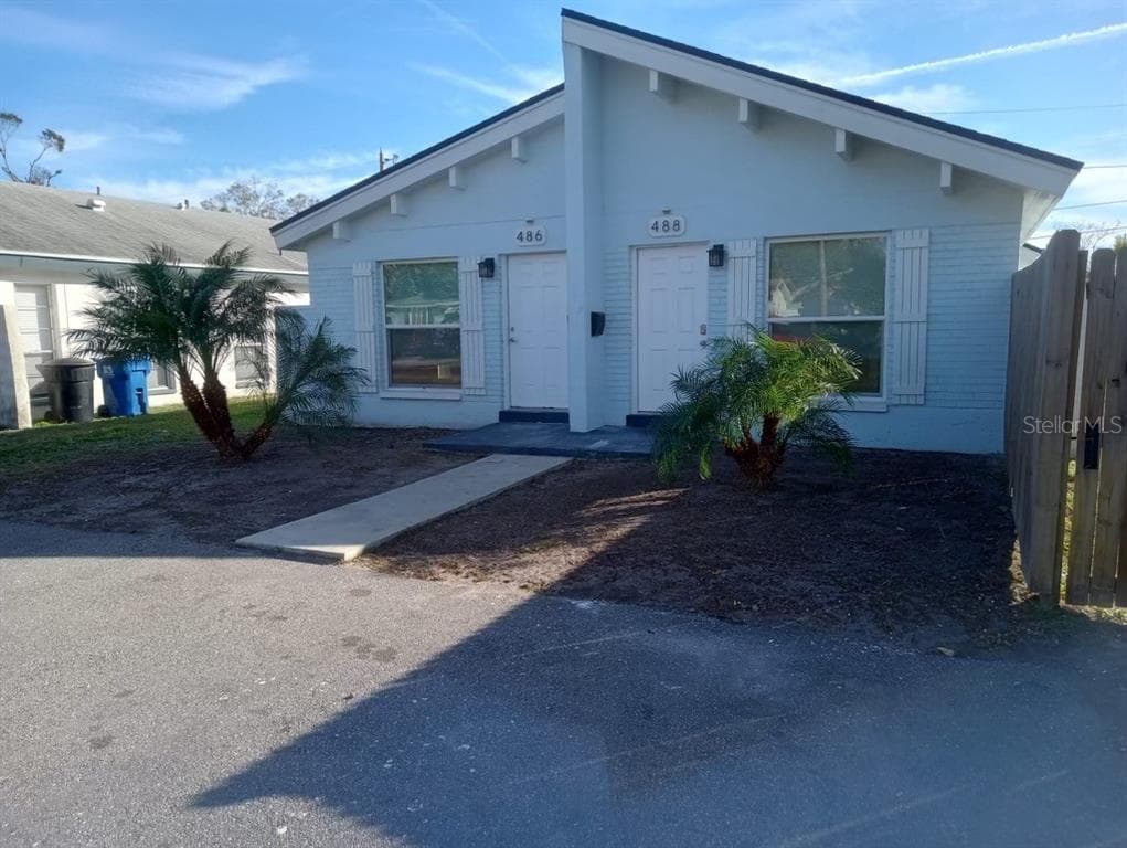 486 88TH AVENUE N ST PETERSBURG, FL 33702